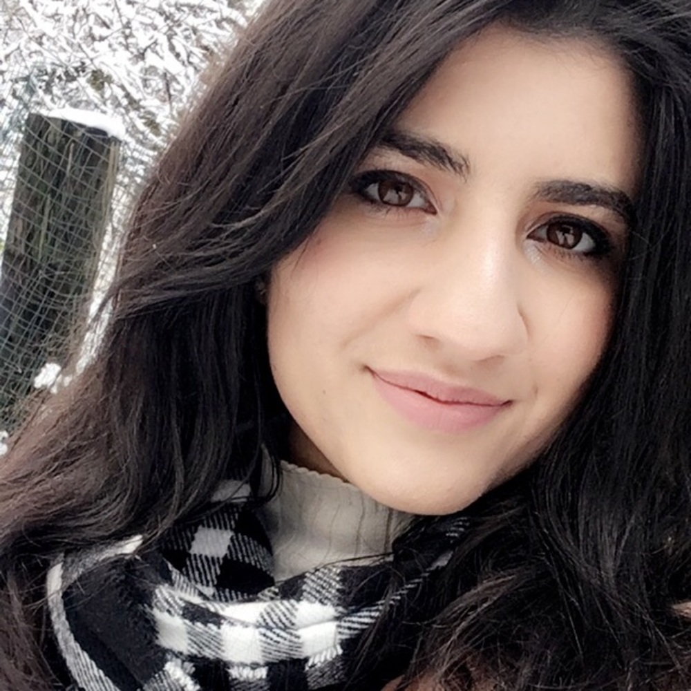 Meet your Posher, Maria